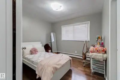 Interior photo 2 of 9749 88 AV NW