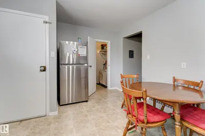Interior photo 3 of 10524 78 ST NW NW
