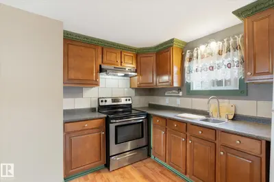 Interior photo 3 of 164 305 Calahoo Road