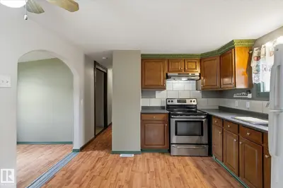 Interior photo 4 of 164 305 Calahoo Road