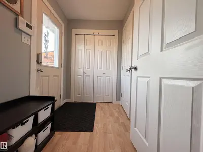 Interior photo 3 of 105 KEYSTONE CR