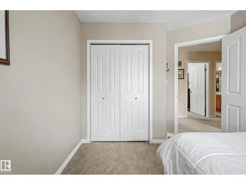 24 ELBOW DR, Devon - $499,900