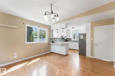 Interior photo 4 of 44 PEACE RIVER DR