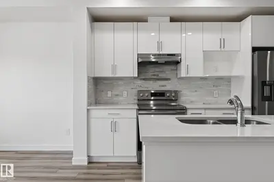 Interior photo 4 of 4853 ALWOOD PT SW