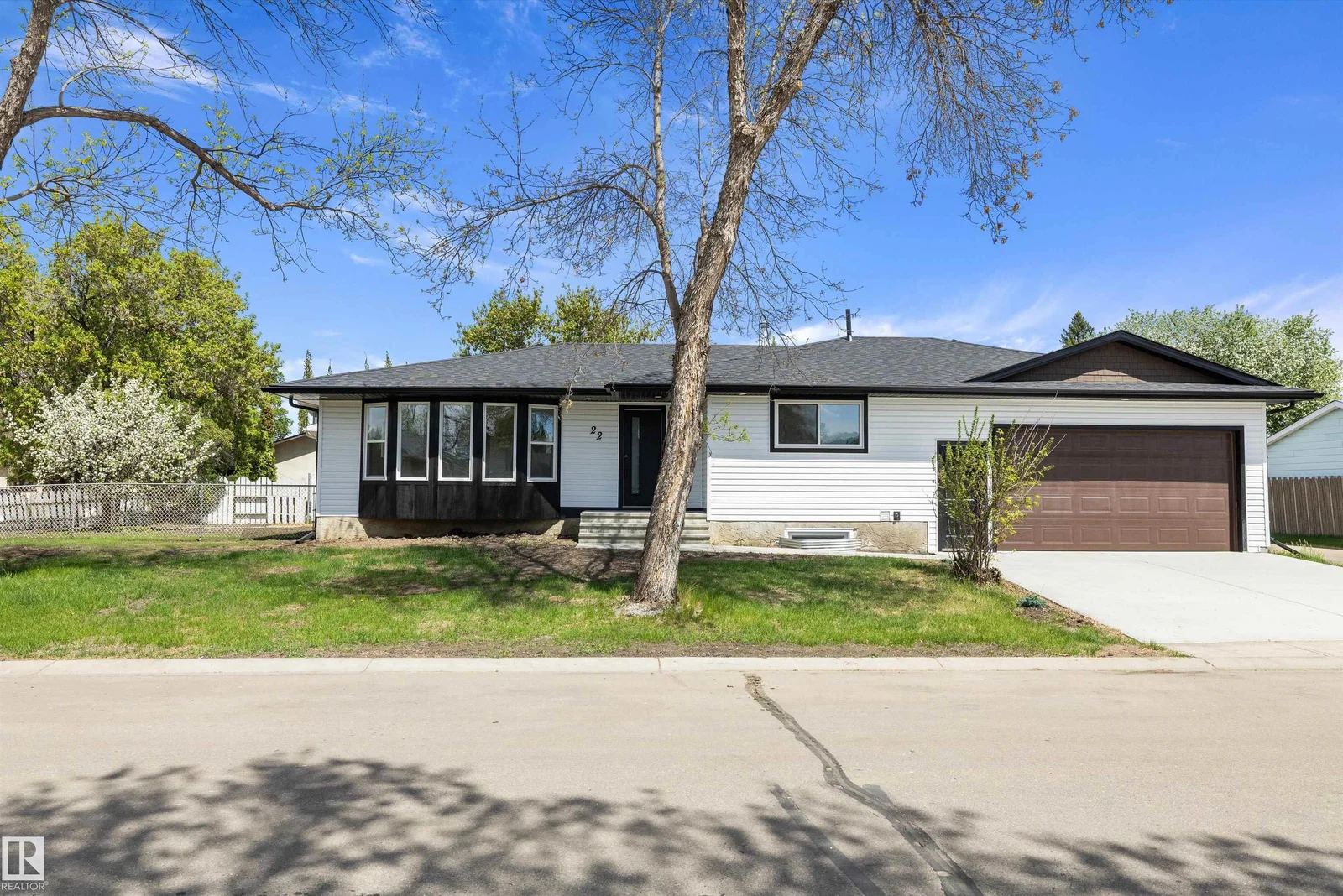 22 HURON DR, Leduc - 5 bedroom Detached Single Family for sale