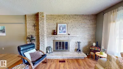 Interior photo 2 of 4809 MacKenzie Ave