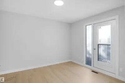 Interior photo 3 of 3312 44A ST NW