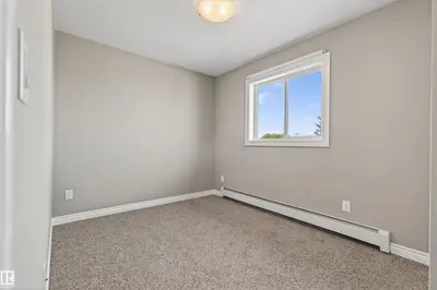 Interior photo 3 of 