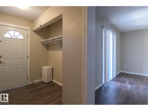 8039 27 AV NW, Edmonton - $200,000