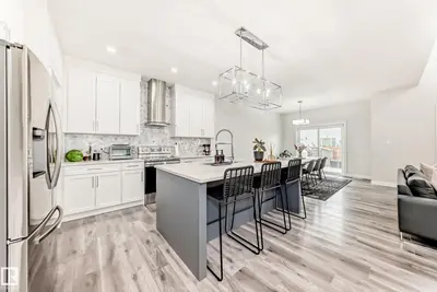 Interior photo 4 of 589 BOULDER WD