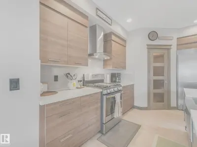 Interior photo 3 of 147 HARVEST RIDGE DR