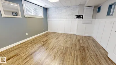 Interior photo 4 of 37 WOODBINE CT