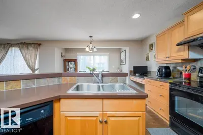 Interior photo 4 of 2577 HANNA CR NW