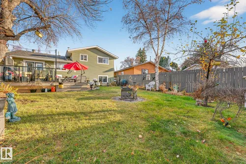 4664 16A AV NW, Edmonton - $479,900