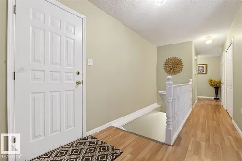 #12 13217 155 AV NW NW, Edmonton - $335,000