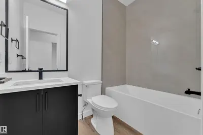 Interior photo 3 of 3606 39 AV