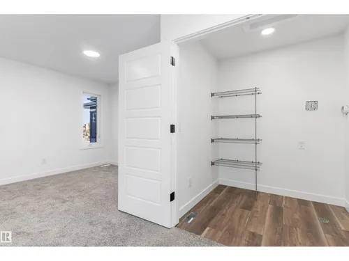 19107 20 AV NW, Edmonton - $538,600