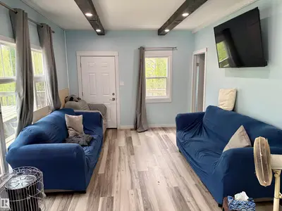 Interior photo 3 of 81 62103 RR 133A