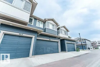 Interior photo 1 of #37 603 Orchards BV SW