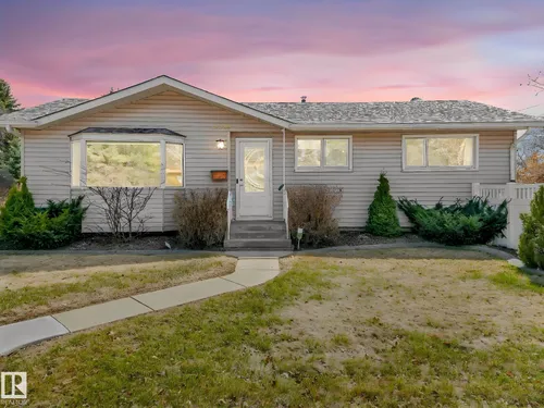 12303 131 AV NW, Edmonton - $447,700