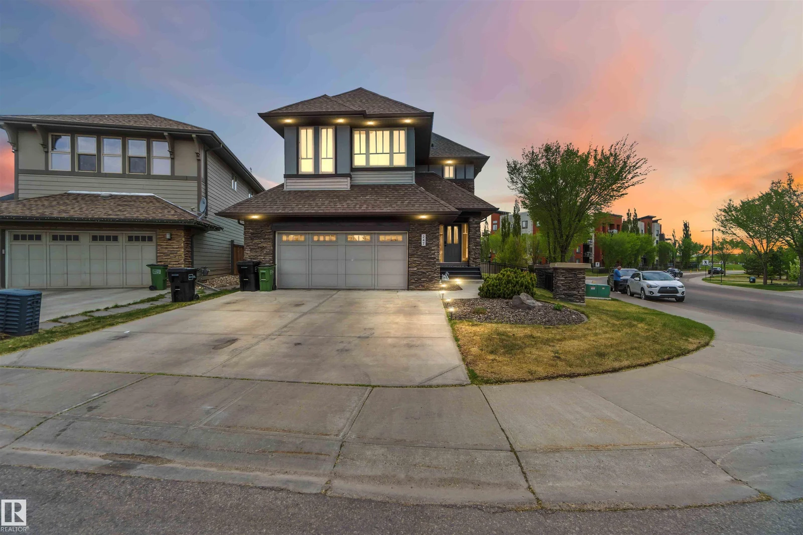 247 AMBLESIDE DR SW, Edmonton - 3 bedroom Detached Single Family for sale
