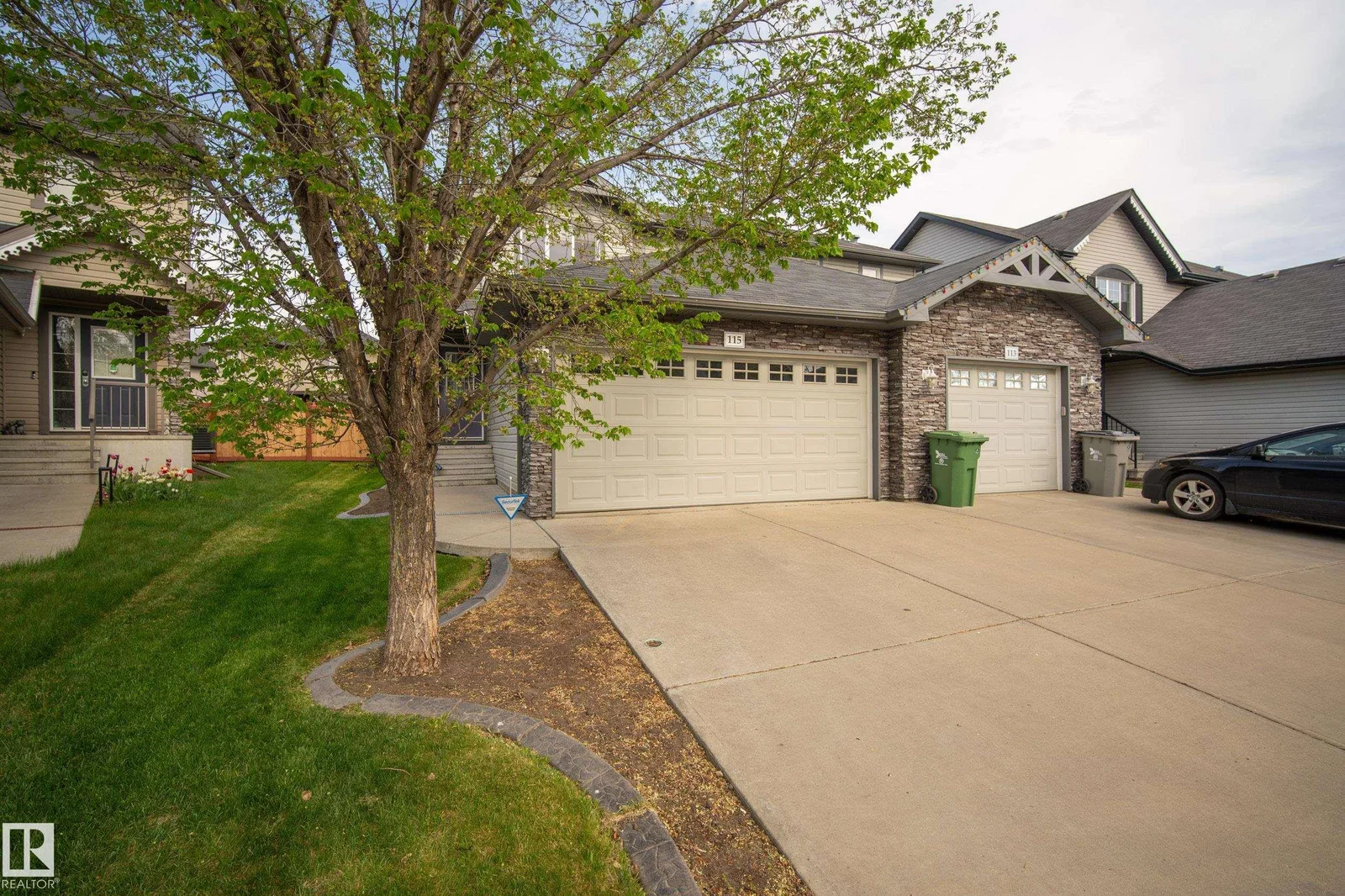 115 RUE MONIQUE, Beaumont - 3 bedroom Duplex for sale