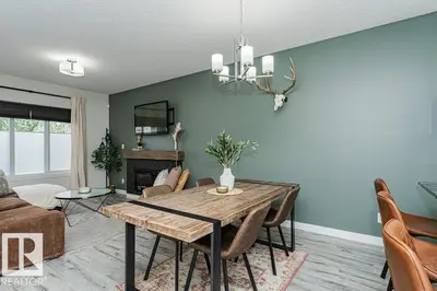 Interior photo 2 of 721 BERG LO