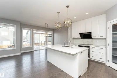 Interior photo 2 of 3611 Keswick BV SW SW