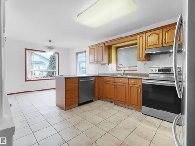 Interior photo 3 of 2832 36B AV NW