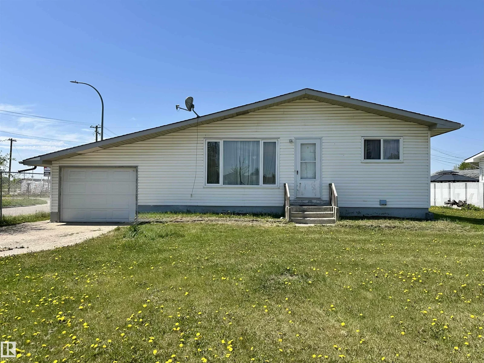5001 PARKVIEW CR, Cold Lake - 2 bedroom Detached Single Family for sale