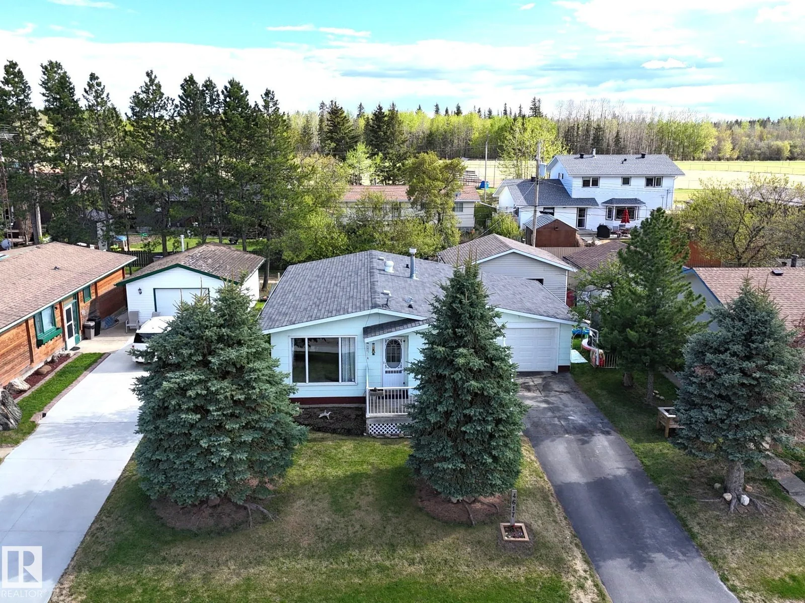 4617 47 AV, Evansburg - 3 bedroom Detached Single Family for sale
