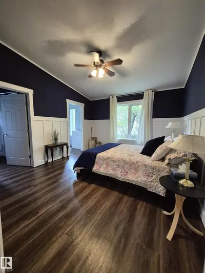 Interior photo 4 of 53018 RGE RD 95