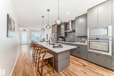 Interior photo 2 of 11132 125 ST NW