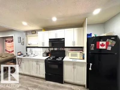 Interior photo 2 of 11202 96 ST NW
