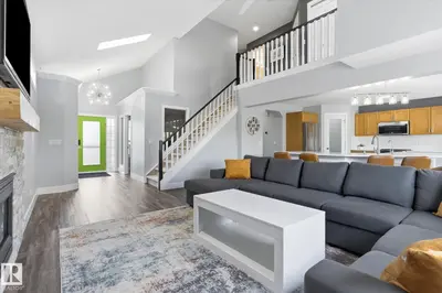 Interior photo 2 of 3948 42 ST NW