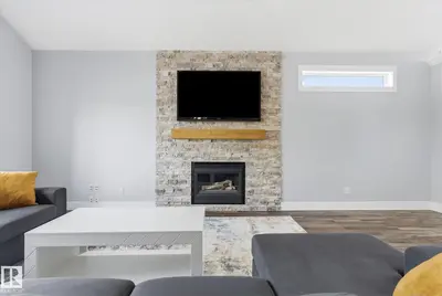 Interior photo 3 of 3948 42 ST NW