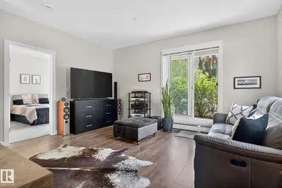 Interior photo 2 of #104 2588 ANDERSON WY SW