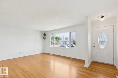 Interior photo 3 of 5203 103 AV NW NW