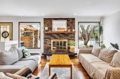 Interior photo 4 of 4208 89 ST NW