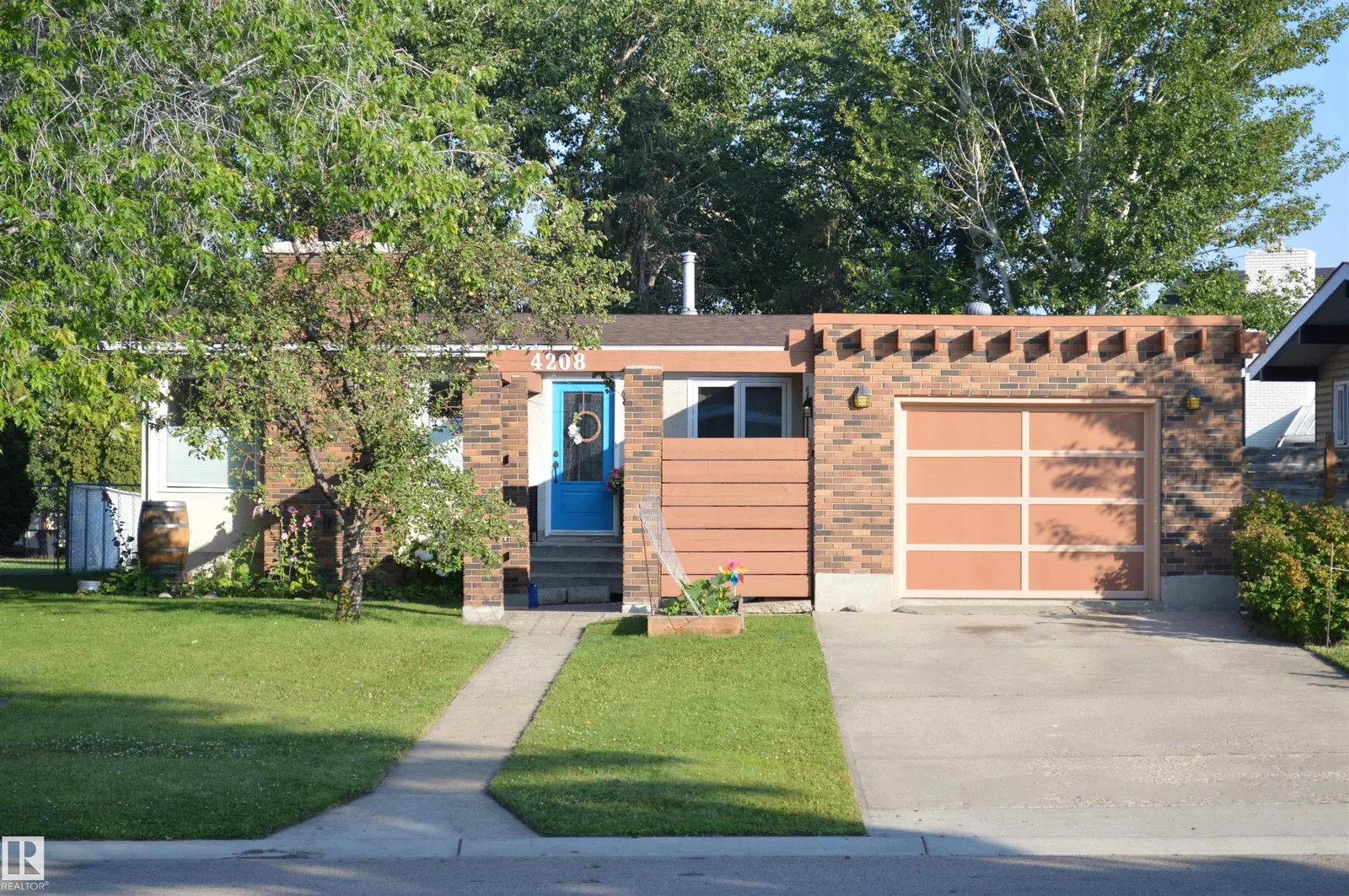 4208 89 ST NW, Edmonton - 5 bedroom Detached Single Family for sale