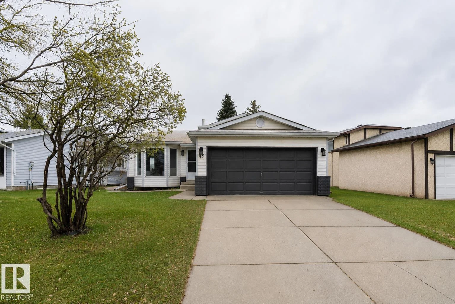 49 DEERBOURNE DR, St. Albert - 3 bedroom Detached Single Family for sale