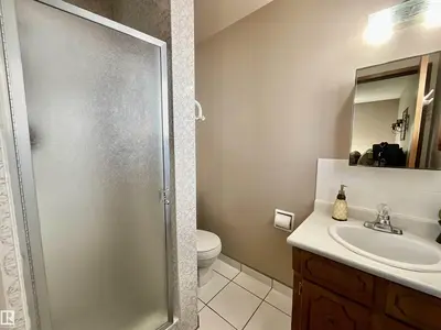 Interior photo 2 of 11031 166 AV NW