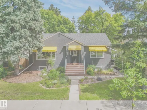 10807 135 ST NW, Edmonton - $498,800