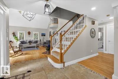 Interior photo 1 of 471038 B Highway 814