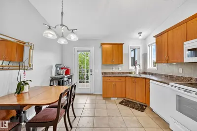 Interior photo 2 of 22 DORIAN WY