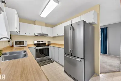 Interior photo 3 of 3004 36 ST NW