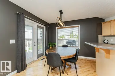 Interior photo 4 of 996 REGENCY DR
