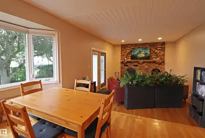 Interior photo 4 of 6 MARLBORO PL