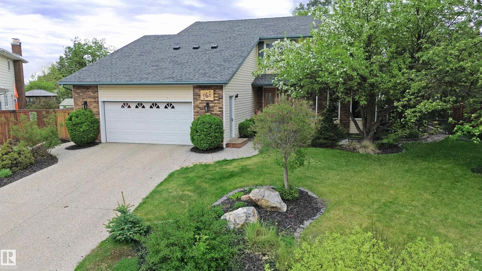 6 MARLBORO PL, Spruce Grove - 4 bedroom Detached Single Family for sale