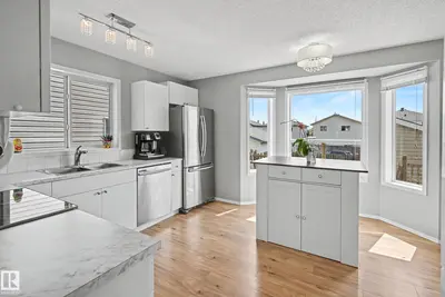 Interior photo 3 of 2123 36 AV NW